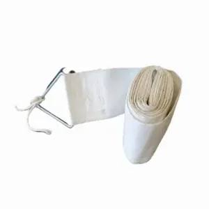 Bande anti-vent pour abri double